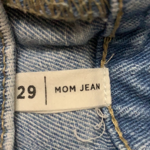 Light wash ripped pacsun mom jeans - Picture 5 of 5